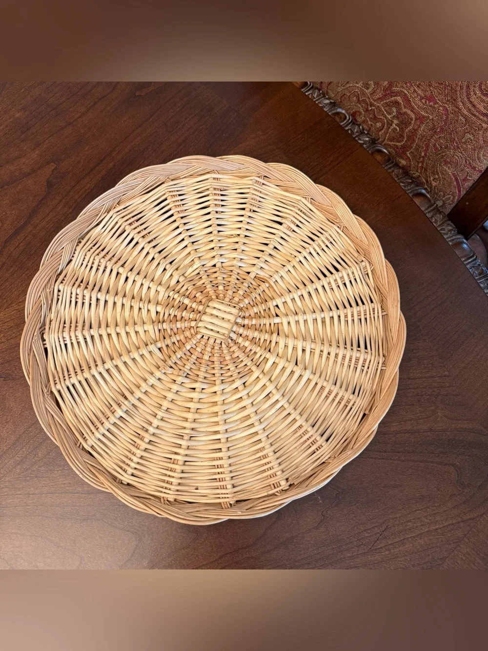 Vintage Woven Round Serving Basket Tray / Rattan Charger - Natural Tan